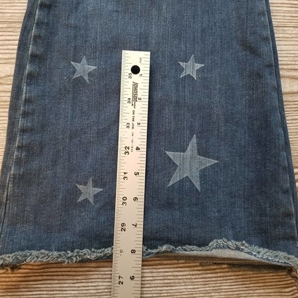 Flare Jeans with Stars Women's Size 6 High Rise - Picture 6 of 8